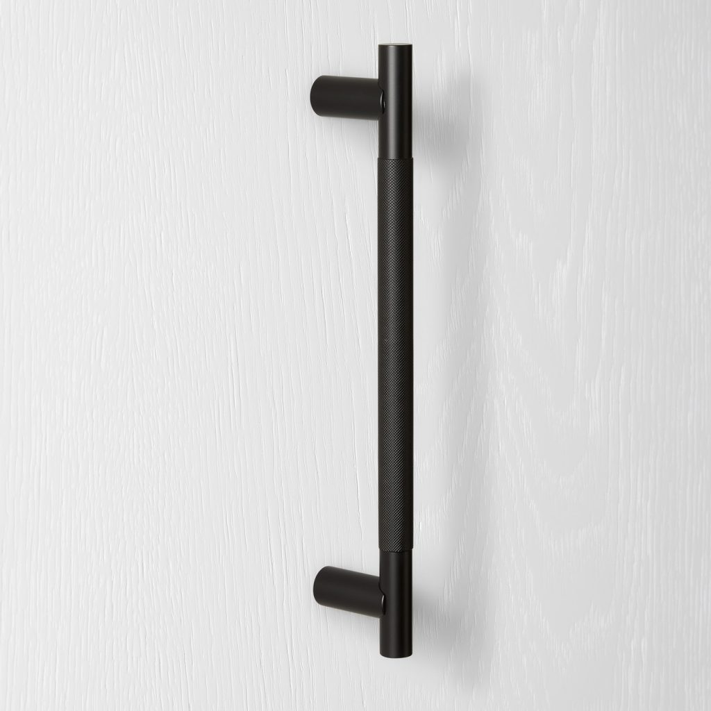 TURA DOOR PULL