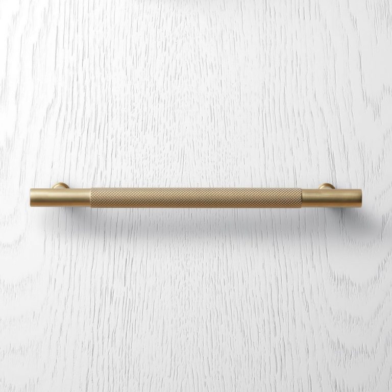 TURA JOINERY PULL
