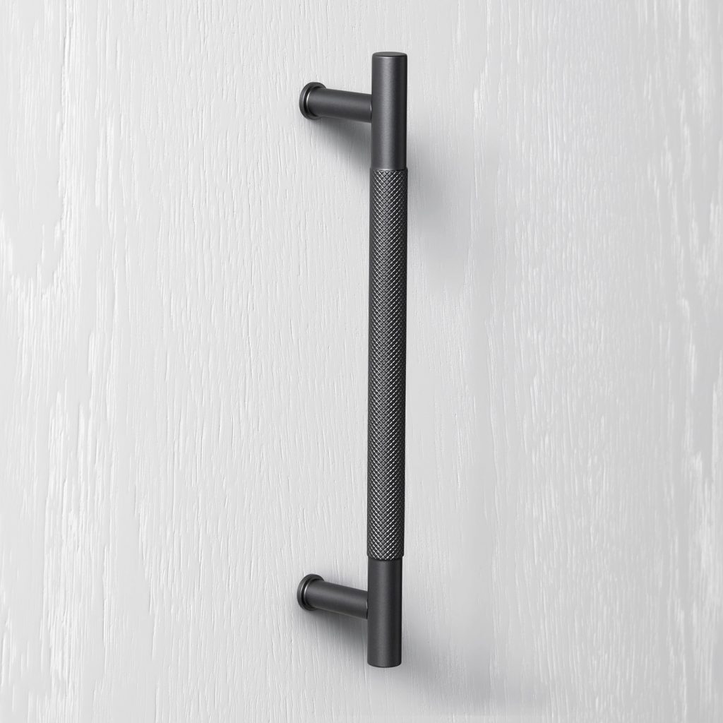 TURA JOINERY PULL