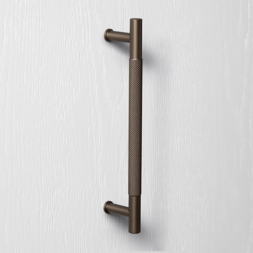 TURA JOINERY PULL