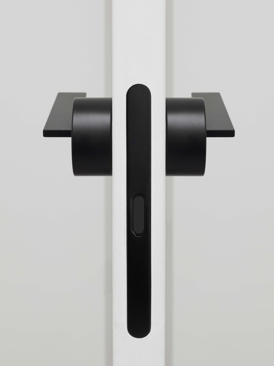 vertical_18-1-1365x2048